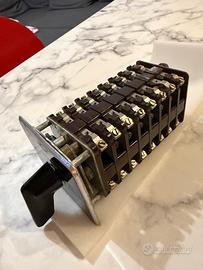 Selettore HUBA 8 posizioni