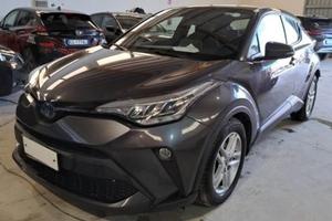 TOYOTA C-HR 1.8 Hybrid E-CVT Business
