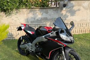 Aprilia rs4 125