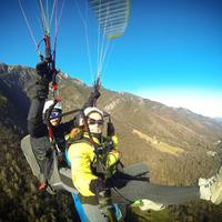 Volo in parapendio da cima della Mandria