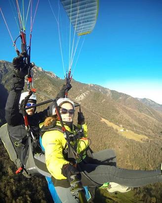 Volo in parapendio da cima della Mandria
