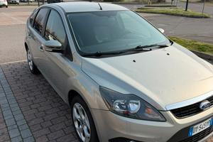 Ford focus Anno 2010