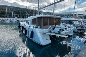 Lagoon 52f 2016 - Catamarano 15 metri 6 Cabine