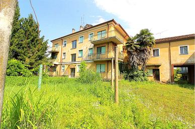 TAVAGNACCO - COMPLESSO IMMOBILIARE NEL CENTRO STOR