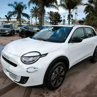 Fiat 600 Hybrid 110 CV DCT MHEV Serie Speciale Ico