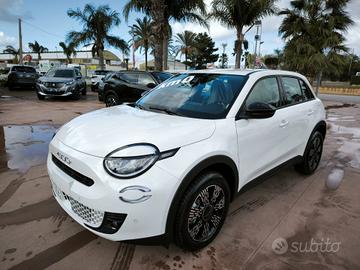 Fiat 600 Hybrid 110 CV DCT MHEV Serie Speciale Ico