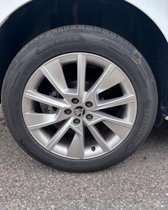 Cerchi gomme originali nuovi skoda kamiq 205 55 17