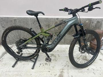 CUBE 750TM Bosch 4G 85Nm 750Wh FULL FOX- MAGURA M