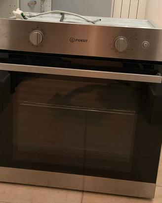 Indesit forno incasso a gas IGW620IX classe A+