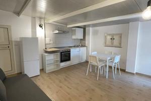 Apparttamento centrale con terrazzo