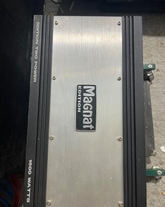 Amplificatore magnat per subwoofer