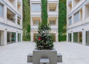 Domus Aventino: Bilocale di Lusso con Terrazzo
