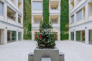 Domus Aventino: Bilocale di Lusso con Terrazzo