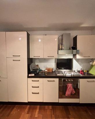 Cucina metri tot, 335mt