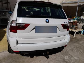 BMW X3 2.0D Gancio Traino