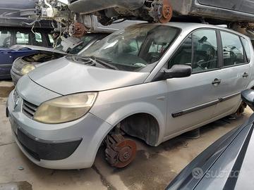 Ricambi RENAULT SCENIC, 1.9 diesel, anno 2004