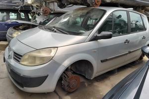Ricambi RENAULT SCENIC, 1.9 diesel, anno 2004