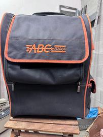 Zaino porta attrezzi con rotelle