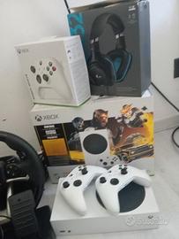 Set Console, volante e pedali, cuffie e joystick 
