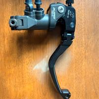 Pompa freno e frizione radiali