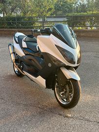 Yamaha Tmax 500