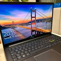Asus VivoBook 15” Oled