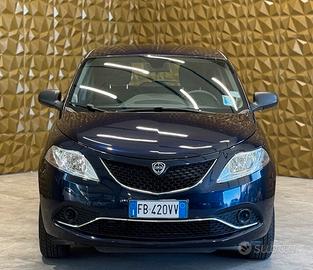 Lancia Ypsilon 0.9 TwinAir 85 CV 5 porte Metano Ec