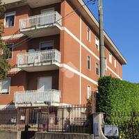 2 LOCALI A LONATE POZZOLO