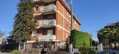 2 LOCALI A LONATE POZZOLO