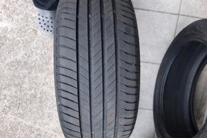 Gomme auto bridgestone 245/45 r17