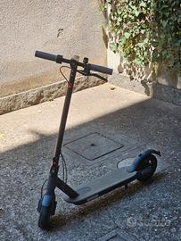 AOVOPRO TX01 — Monopattino elettrico pieghevole