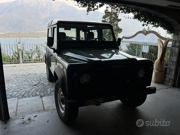 Land Rover 90