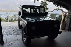 Land Rover 90