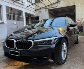 BMW 530d 48V Touring xDrive aut full optional unip