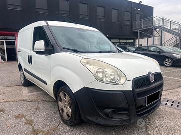 Fiat Doblo 1.6 MJT 105CV PC-TN Cargo Lamierato SX