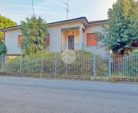CASA SEMINDIPENDENTE A GALLARATE