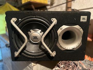 Subwoofer più amplificatore