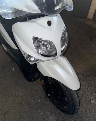 Yamaha Xenter 125