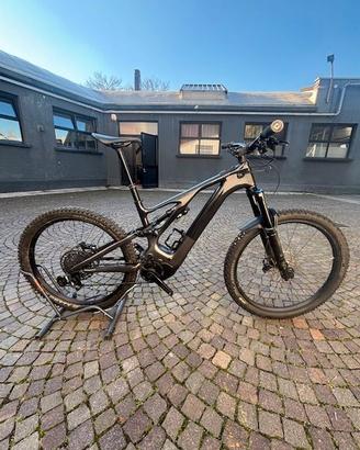 E-BIKE SPECIALIZED LEVO EXPERT CARBON