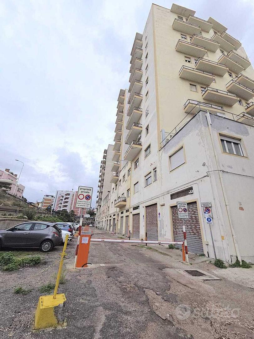 Magazzino a Sassari