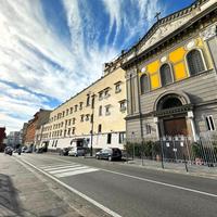 3 LOCALI A NAPOLI