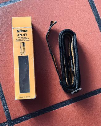 Tracolla Nikon