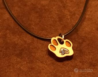 Ciondolo IMPRONTA zampa in legno e Swarovski®