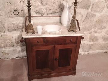 Gioiosa toilette come arredo d 'epoca  per casa