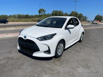TOYOTA Yaris 1.5 Hybrid 5 porte Active