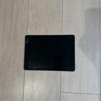 iPad Pro 9.7" (2016) - 32GB Wi-Fi + Cellulare