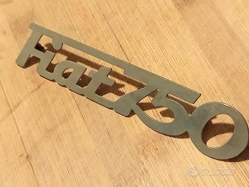 auto d'epoca Abarth fiat Derivato 750 logo badge