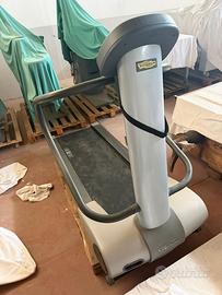 Technogym Run Forma – Tapis Roulant Professionale