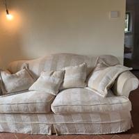 Divano Ville Venete mod. Vittoriano bianco burro