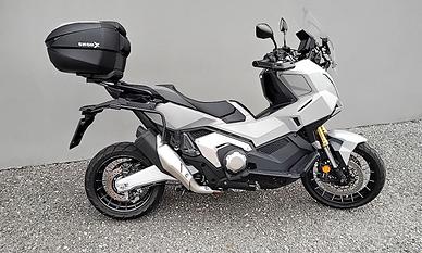 HONDA X-ADV 750